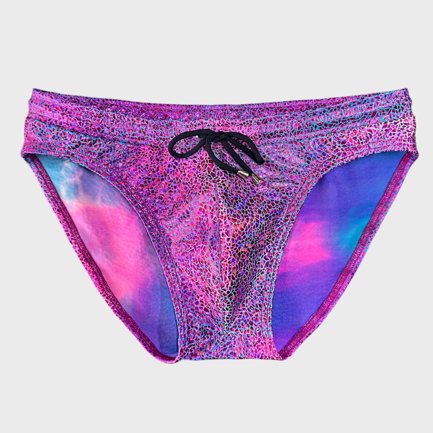 Maillot de bain métallisé fuchsia.