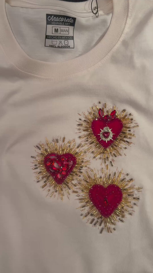 Tee Corazón Destellos Triples Beige